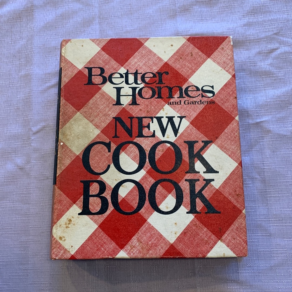 Better Homes & Gardens 1970s cookbook
